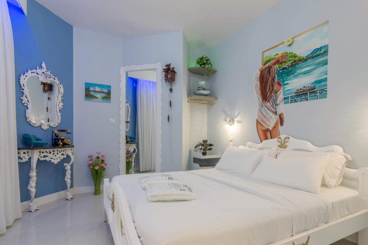 Wonderful Renovated Apartment With Private Patio Athens Exterior photo